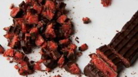 шоколадный чизкейк с вишней