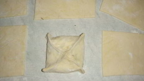 домашние слойки с печенью