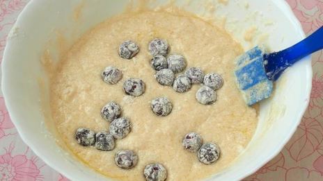 кекс на белках с вишней