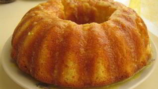 Кекс с изюмом и водкой