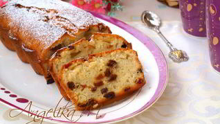 Кекс с изюмом на молоке