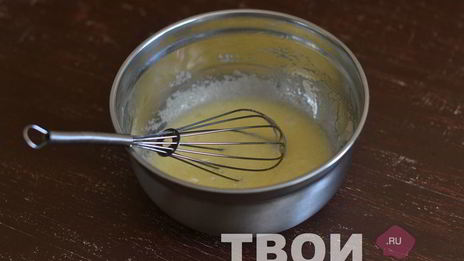 кекс с изюмом