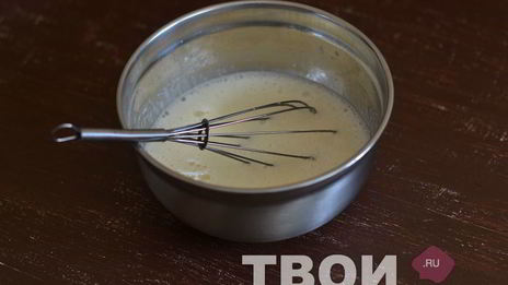 кекс с изюмом