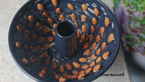 кекс с миндалем