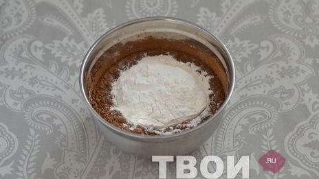 кекс с шоколадным ганашем