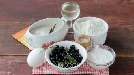 кексы со смородиной