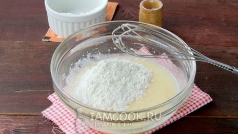 кексы со смородиной