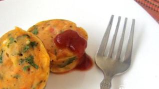 Морковные кексы с кориандром и кукурузой