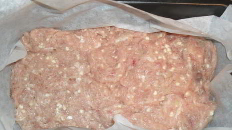 мясной кекс с яйцом