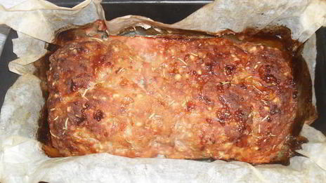 мясной кекс с яйцом