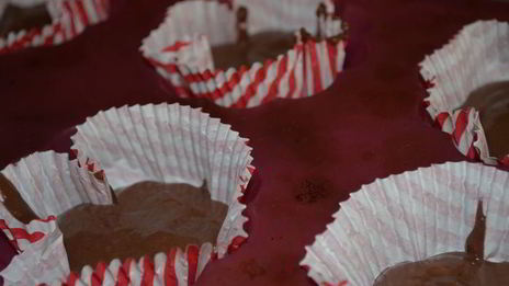 очень шоколадные кексы с творожным центром