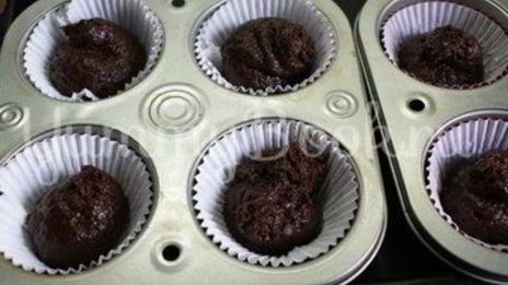 шоколадные капкейки с кремом
