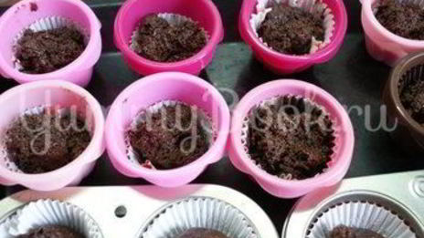 шоколадные капкейки с кремом