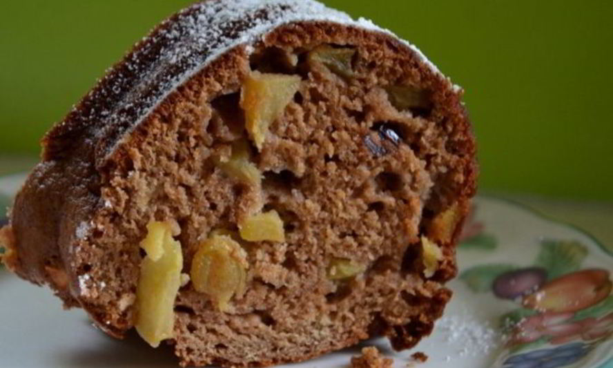 Рецепт яблочного кекса с изюмом и клюквой