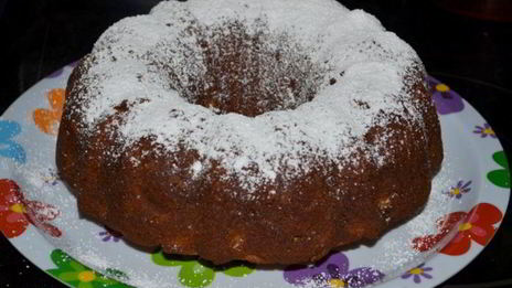 яблочный кекс с изюмом и клюквой