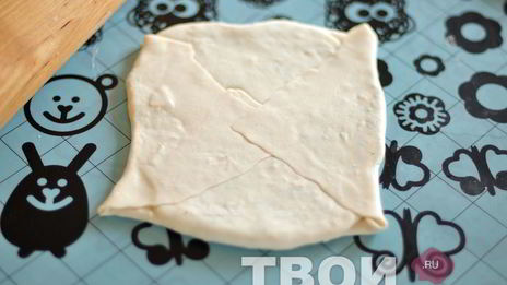 хачапури из слоеного теста