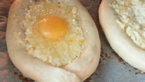 хачапури лодочка с яйцом