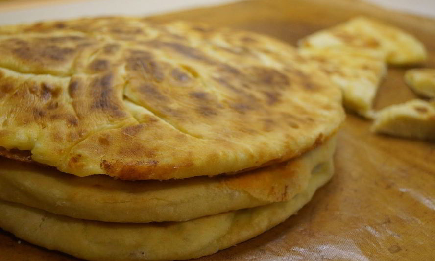 Рецепт хачапури с сулугуни на сковороде