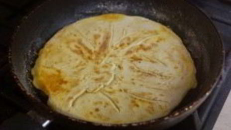 хачапури с сулугуни на сковороде