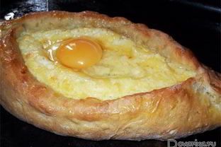 Хачапури с яйцом