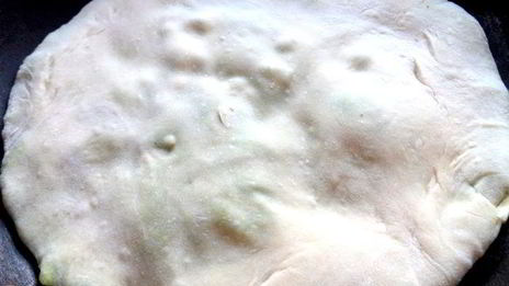 хачапури со шпинатом и сыром