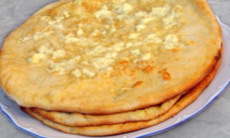 Рецепт менгрельских хачапури с сыром сулугуни