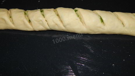багет с чесноком и зеленью