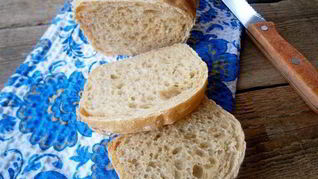 Деревенский хлеб из смешанной муки