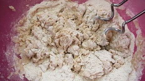 домашний хлеб с куркумой и тмином