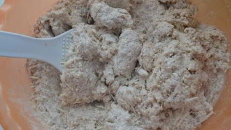 ирландский содовый хлеб с пармезаном и грецкими орехами