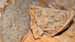 Хлеб на темном пиве с анисом