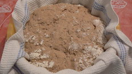 хлеб ржаной на закваске с семечками