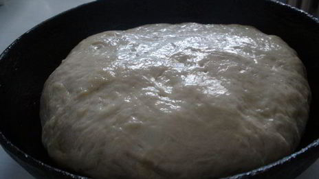 хлеб со смальцем и луком