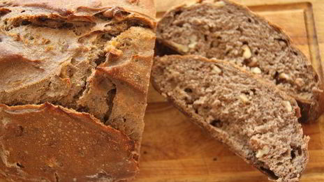 мультизлаковый хлеб с бататом и грецким орехом