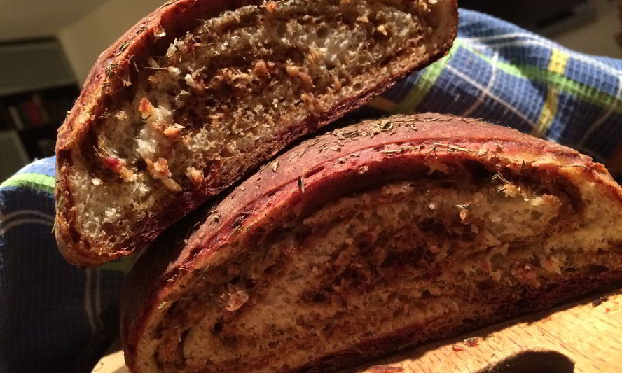 Рецепт постного полосатого свекольного хлеба