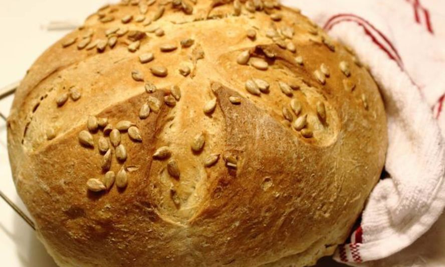 Рецепт пшенично-ржаного хлеб с семечками