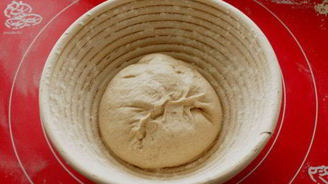 пшеничный хлеб на ржаной закваске