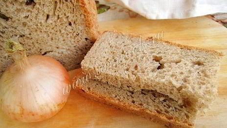 ржаной хлеб с луком