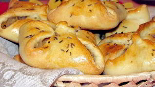 Конвертики с квашеной капустой