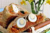Конвертики с морковью и яйцами