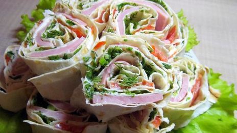 лаваш с колбасой и сыром