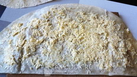 лаваш с корейской морковкой и сыром