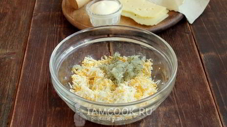 лаваш с яйцом и сыром