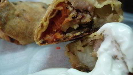 мясо с овощами, запеченное в лаваше