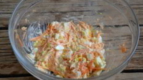 рулетики из лаваша с корейской морковкой