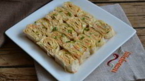 рулетики из лаваша с корейской морковкой