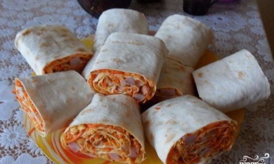 Рецепт рулетиков из лаваша с морковкой