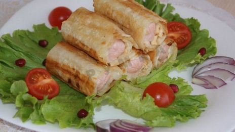 сосиски в лаваше с сыром и картошкой