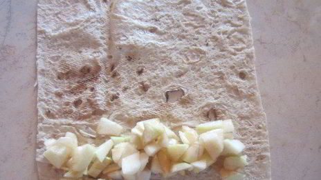 яблоки в лаваше