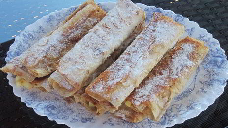 яблоки в лаваше